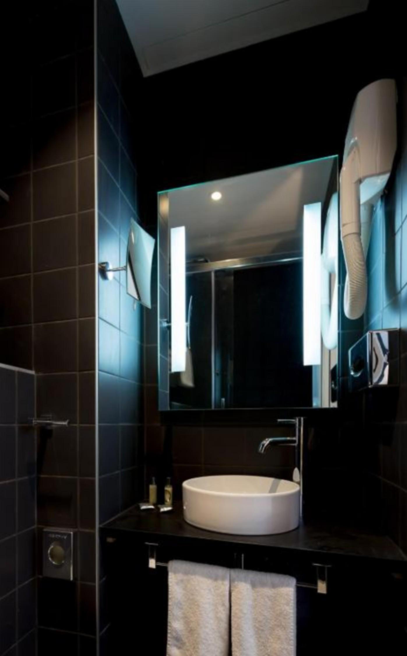 Hotel Mirabeau Eiffel Paris Eksteriør bilde